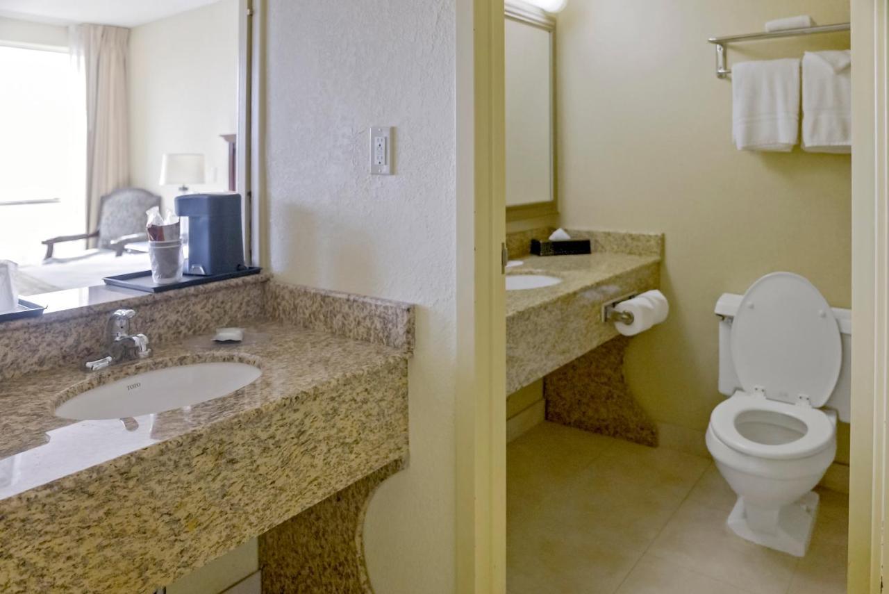 Economy Hotel Plus Wichita Luaran gambar